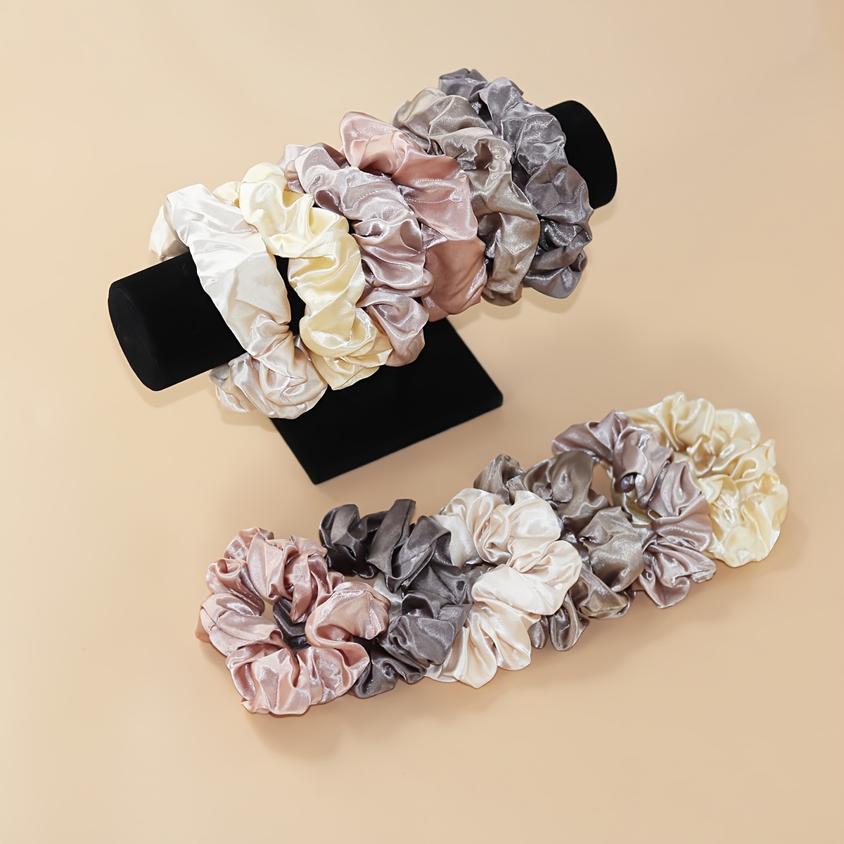 Black Velvet Single-Layer Display Rack for Bracelets, Gift for Her